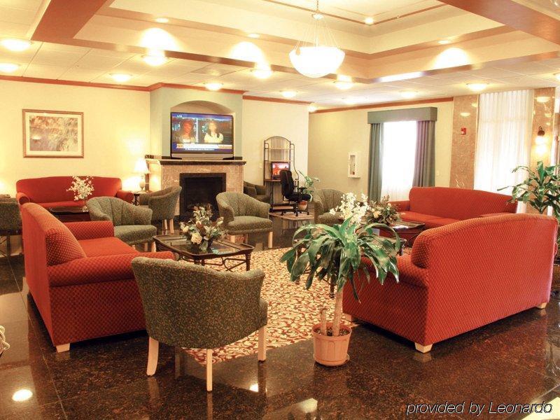 Holiday Inn Express & Suites Tacoma South - Lakewood By Ihg מראה חיצוני תמונה